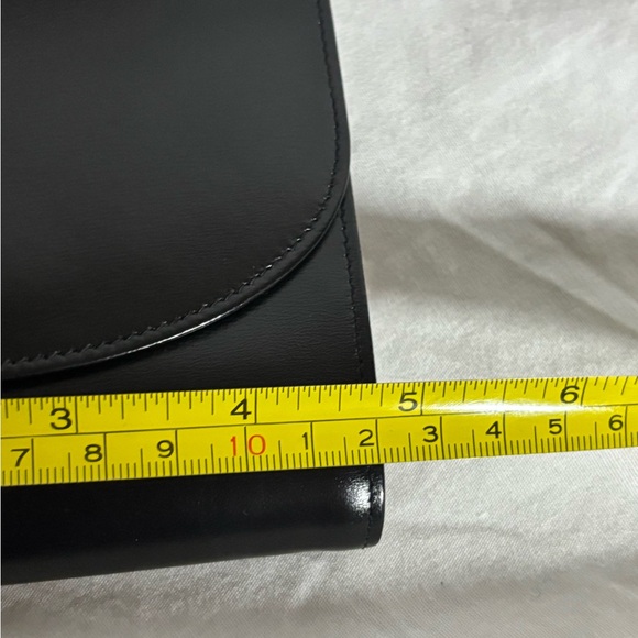 Gucci Red and Black Leather Wallet - Picture 15 of 16